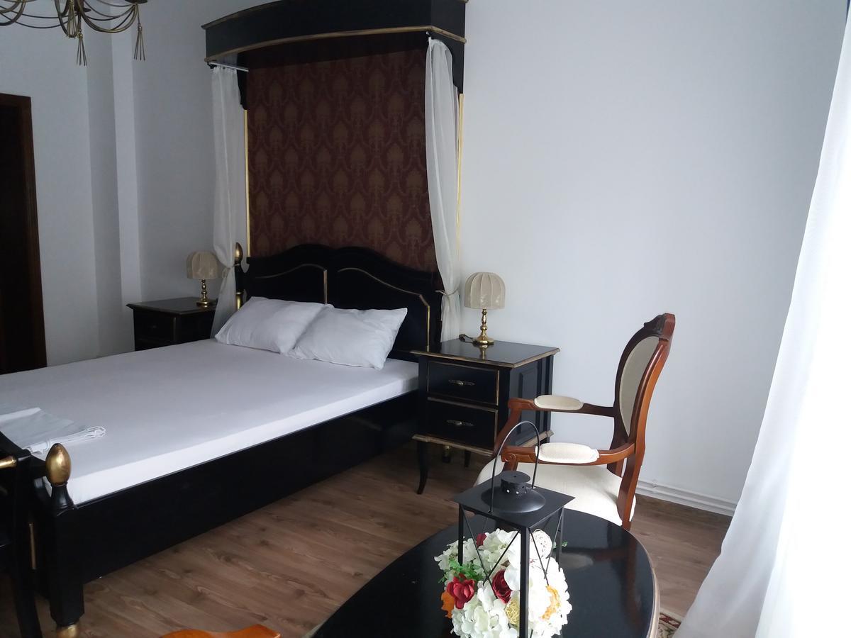 Central Villa Сибиу Экстерьер фото